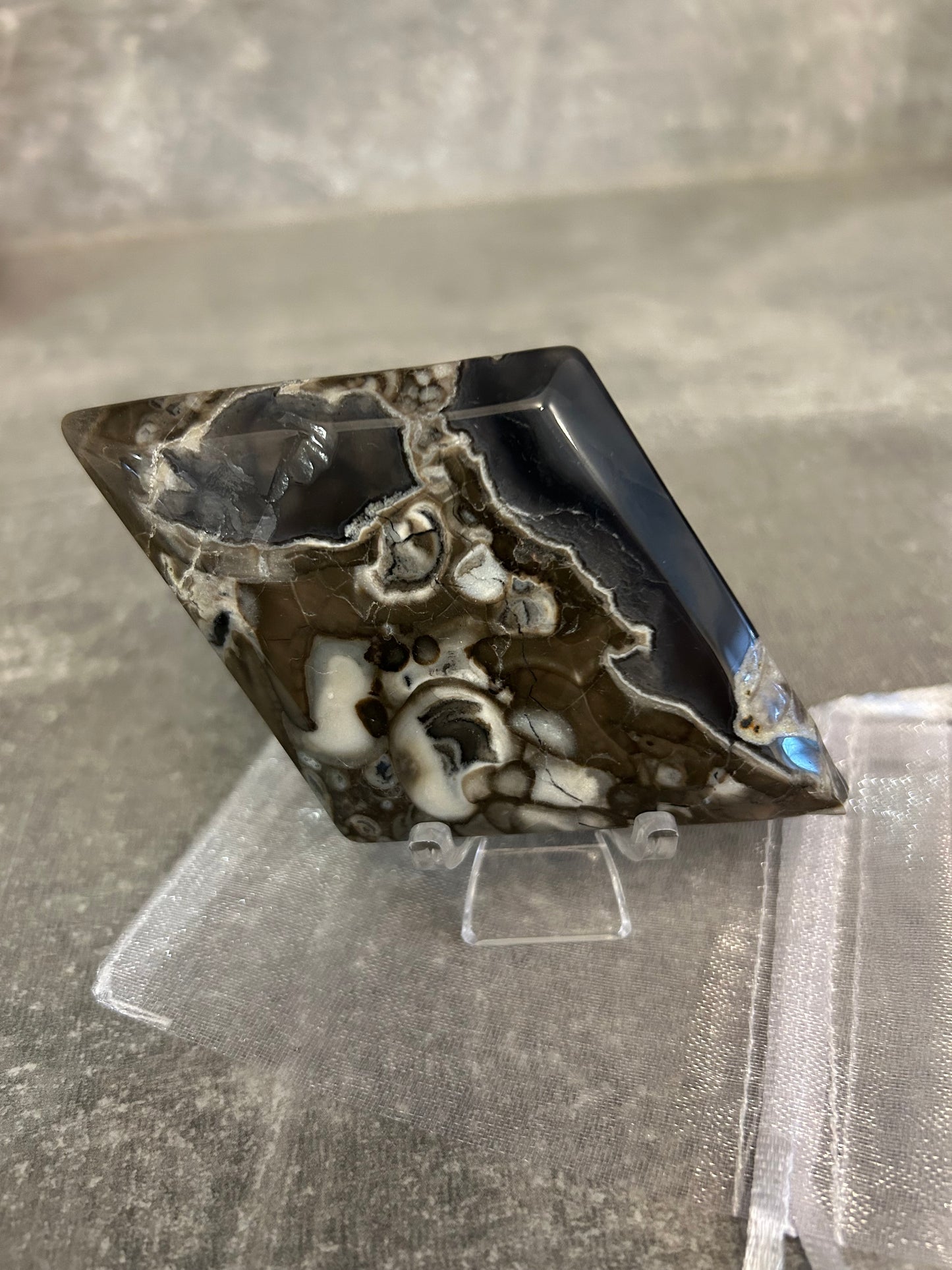 Volcanic Agate Diamond