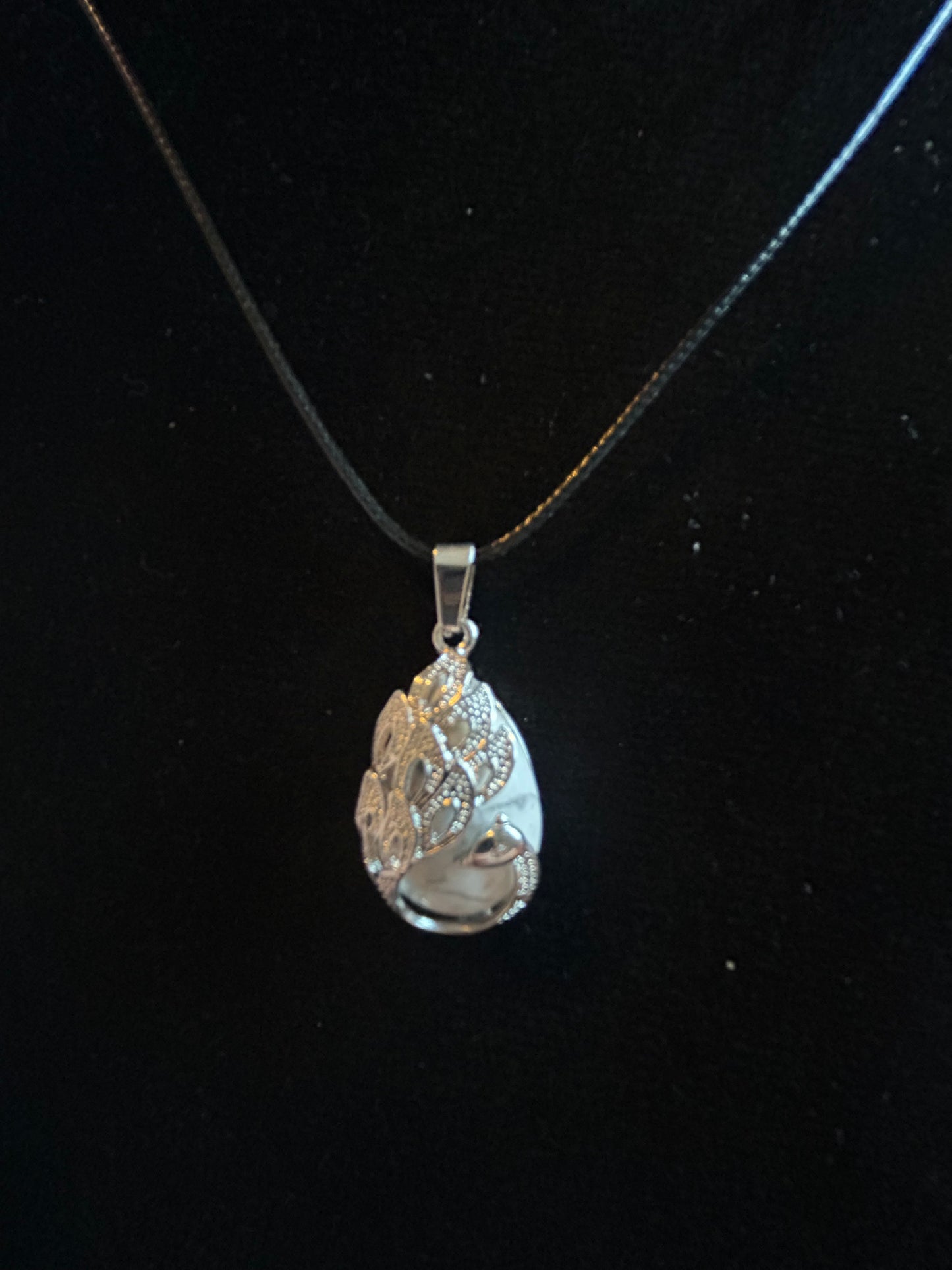 White Howlite Peacock Necklace