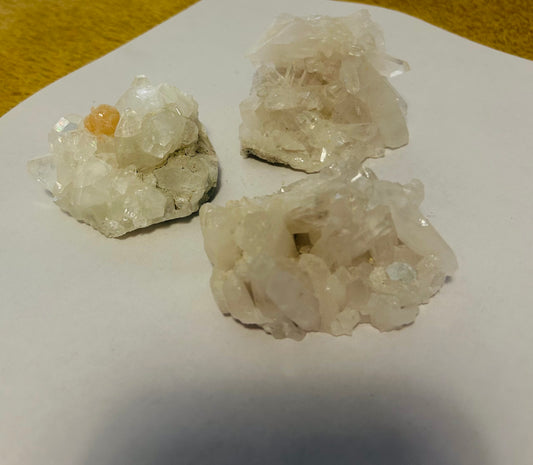 Apophyllite 90g Pieces